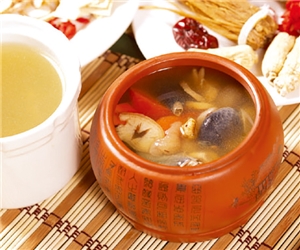 瓦罐汤（hth排骨味王）